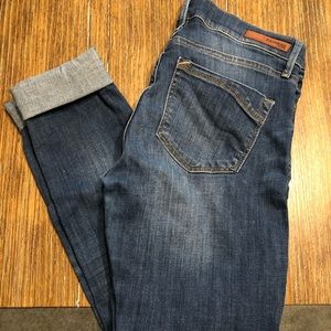 Express Mid Rise Legging